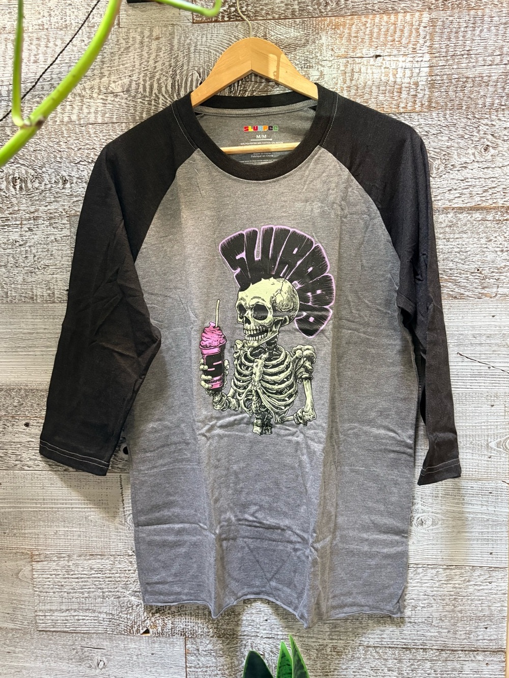Slurpee | NWOT Skeleton w Mohawk Crew Promo Baseball Tee - Unisex M, Gray/Black